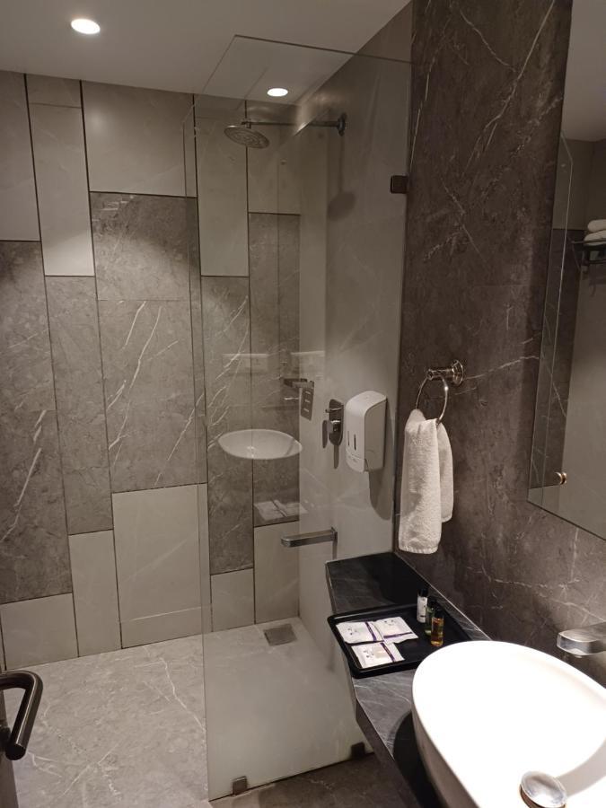 Click Hotel Aurangabad Extérieur photo