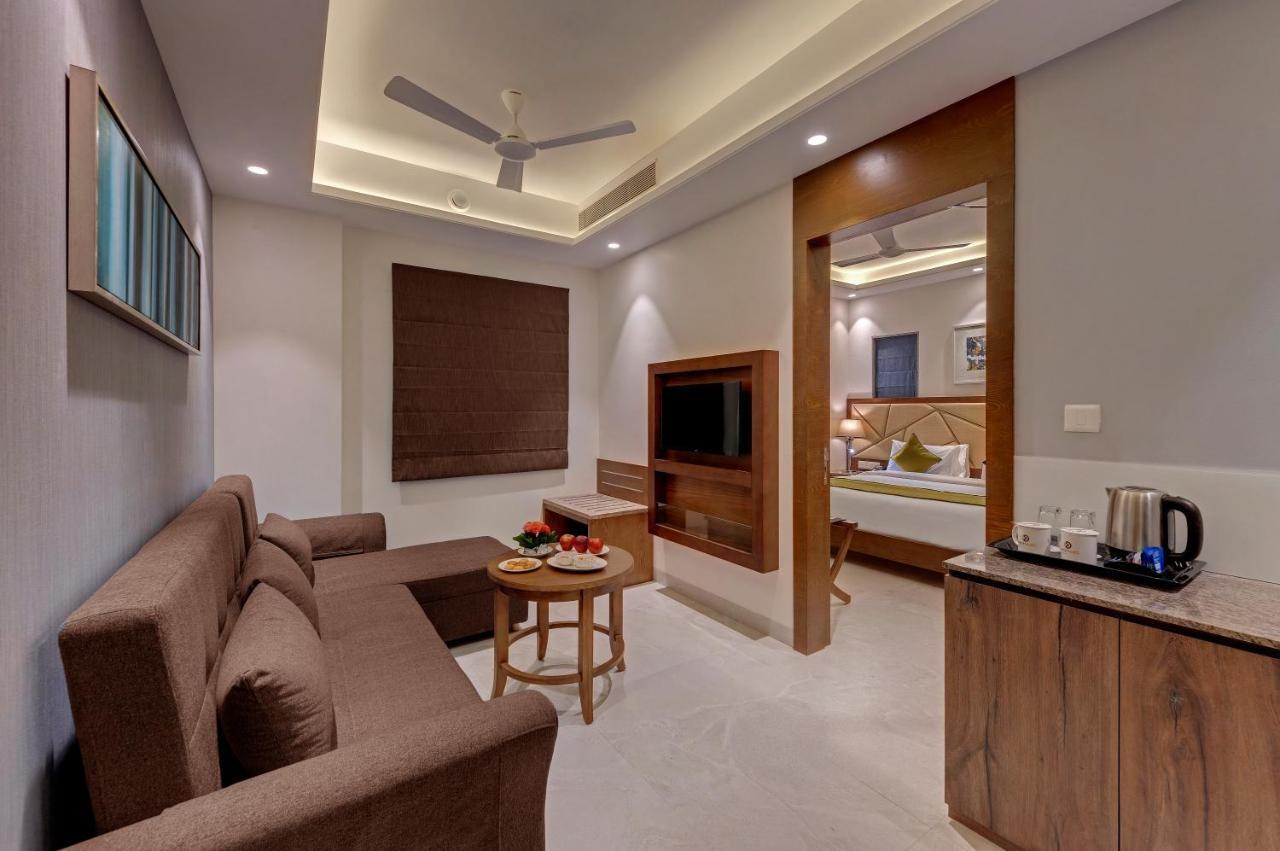 Click Hotel Aurangabad Extérieur photo